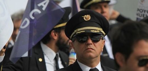Pilotos de Avianca objetan “salida” de reorganización porque no reconoce US$8,9 millones que les debe