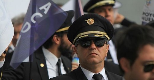 Pilotos de Avianca objetan “salida” de reorganización porque no reconoce US$8,9 millones que les debe