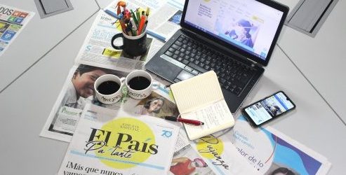 El martes se define futuro del periódico El País de Cali; pasivo de fondo familiar y número de empleados impiden la venta