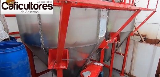 “Todos al Agua” proyecto de RGC Coffee con caficultores de Anserma, Caldas, ganó premio a la sostenibilidad