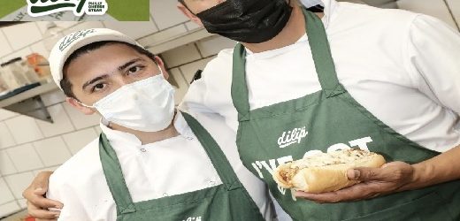 Por un mes, restaurante bogotano Dilip cambió a un establecimiento especializado en pollo frito típico del sur de Estados Unidos