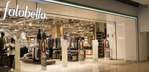 Fitch degradó a Falabella y revisó la perspectiva desde estable a negativa por generación de caja más débil