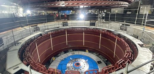 Empresas Públicas de Medellín instaló este jueves el rotor (la pieza más pesada) de la cuarta unidad de generación de energía de Hidroituango