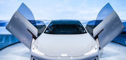 Tras puesta en marcha de joint venture en motores híbridos de bajas emisiones, francesa Renault y china Geely ven fácil entrada de fabricantes a Colombia