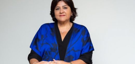 Por primera vez una mujer llega al trono de un gigante empresarial, Aval, y debe liderar una sucesión en el poder de la familia Sarmiento, que empieza a dejar las riendas a terceros: María Lorena Gutiérrez