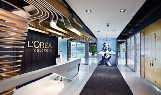 En primer trimestre del 2024, ventas en LatAm de francesa L’Oréal (dueña de Jolie de Vogue y varias plantas en Colombia) crecieron 19%, a 813 millones de euros