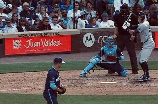 Café colombiano 100 % premium Juan Valdez, es el café oficial de los Chicago Cubs de las Grandes Ligas de Béisbol