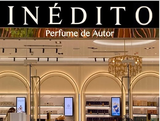 Abrió sus puertas Inédito Perfume de Autor (“boutique” que es propiedad de la comercializadora de La Riviera)