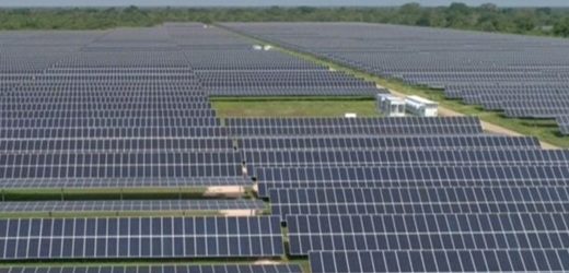 Grupo Aval concretó financiamiento por $408.000 millones para construcción de parque solar colombiano Puerta de Oro
