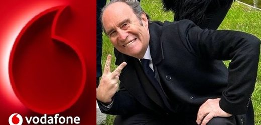El multimillonario francés Xavier Niel (dueño de Millicom Tigo) compró el 16,2% del grupo emiratí E& en Vodafone