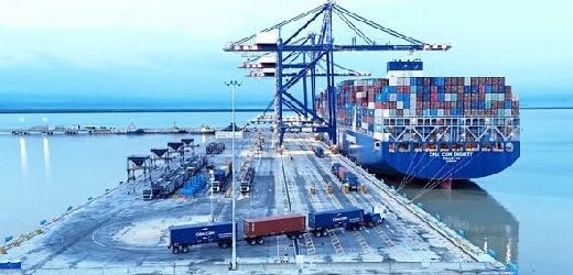 Puerto Antioquia recibió el buque de mayor tamaño en su historia operativa tras conectar a Asia con Colombia